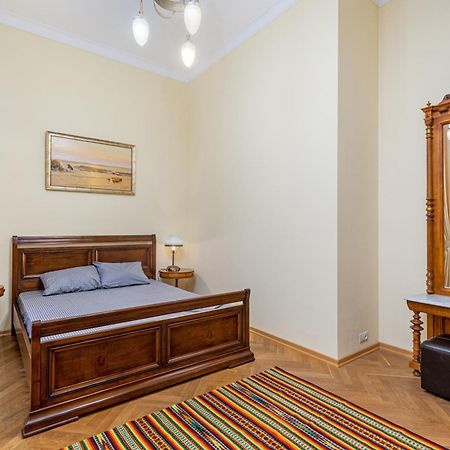Grecheskaya Street Art Apartment 敖德萨 外观 照片